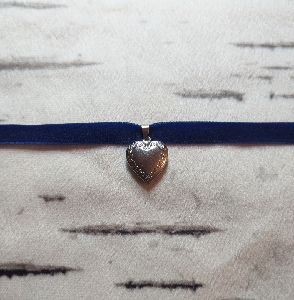 Stainless Steel Choket Heart Locket
